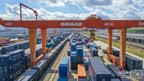 國(guó)慶假期南鐵返程高峰應(yīng)對(duì) 加開195列旅客列車，國(guó)際貨物運(yùn)輸代理聯(lián)動(dòng)保暢通